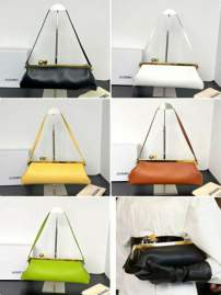 Picture of Jacquemus Handbags _SKUfw240127530fw